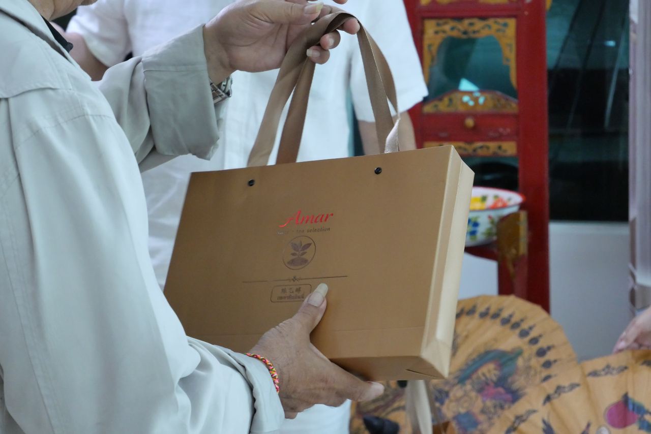 ดูรูปใหญ่ สมาคมวัฒนธรรมแต้จิ๋วและภาษา(ประเทศไทย) ต้อนรับคณะผู้บริหารเอเชี่ยนซี คอร์ปอเรชั่น พร้อมรับมอบวัตถุมงคลและวัตถุโบราณแต้จิ๋วอันทรงคุณค่า